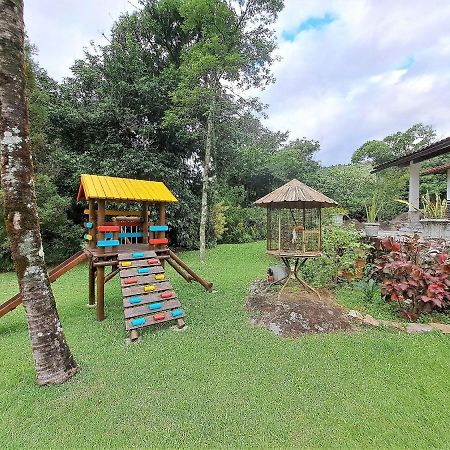 Paradisiaco, Piscina E Churrasqueira Em Guapimirim Exterior photo